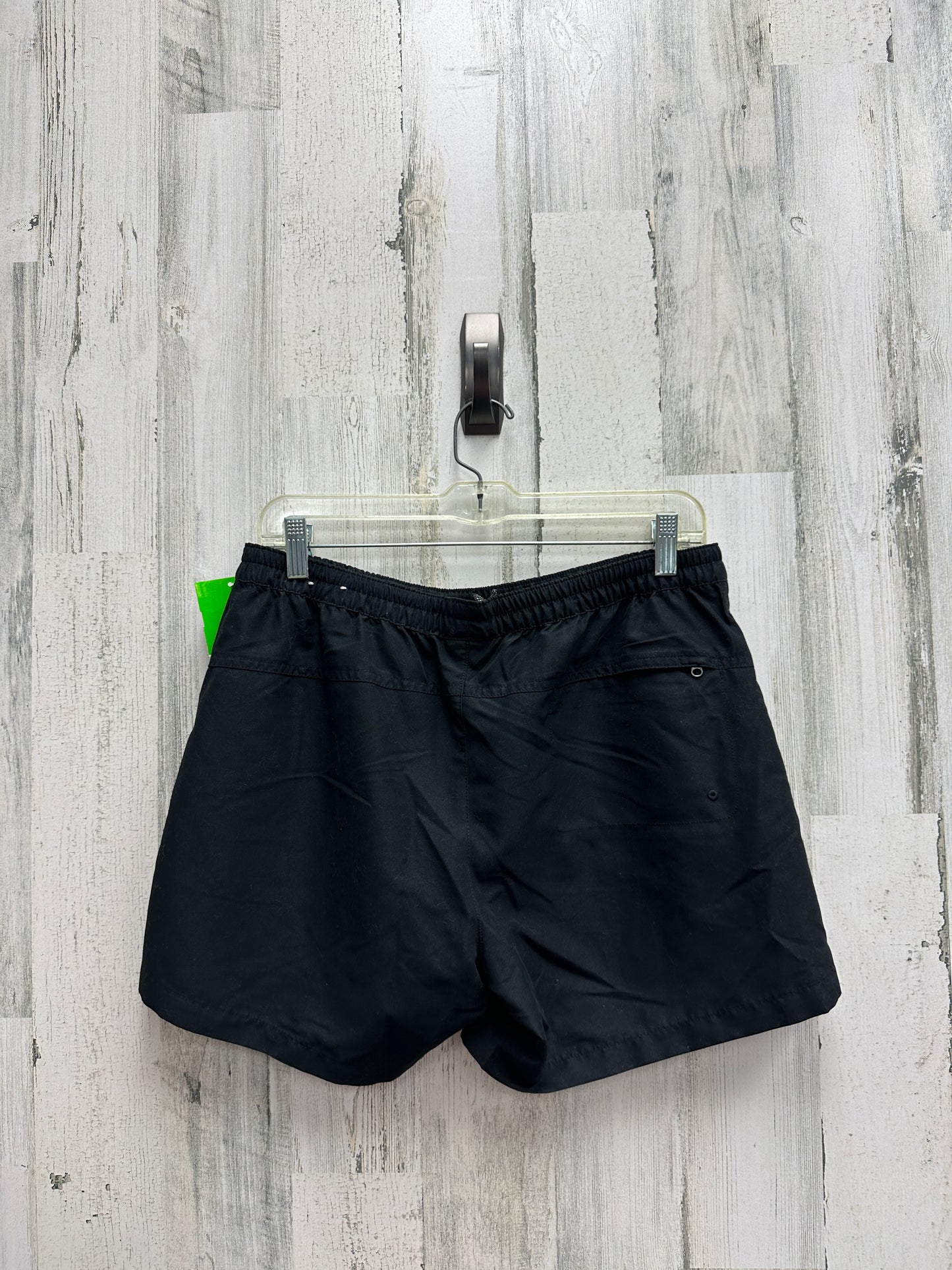 Shorts By North Face  Size: M